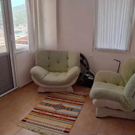 Triplex House, Near Center And Sea ホテル